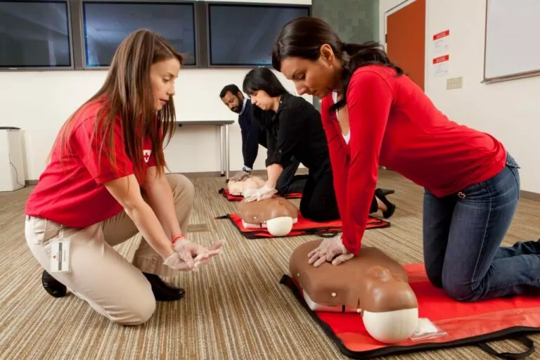 CPR-Training-for-schools-1024x683